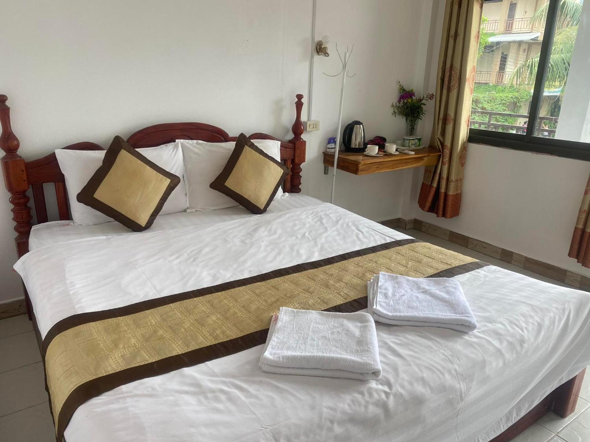 Vang Vieng Victory Hostel Exterior photo