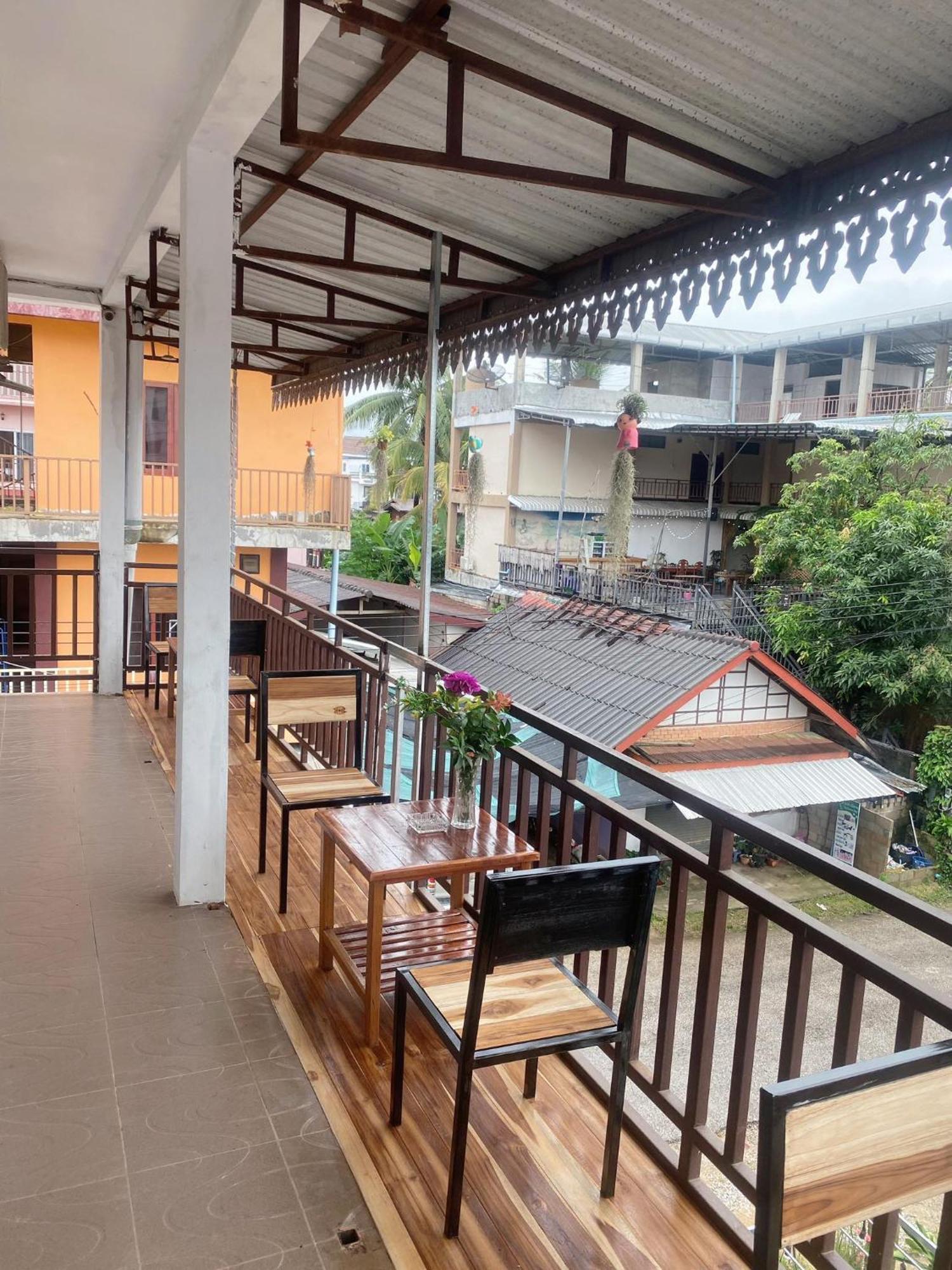 Vang Vieng Victory Hostel Exterior photo